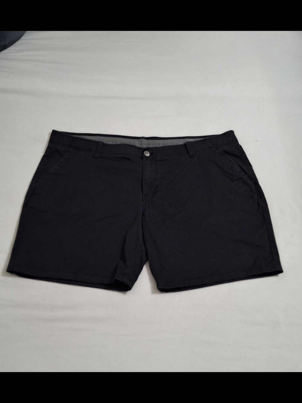 Denver Hayes Men's Black Chino Shorts Size 44 x 8 Stretch Flat Front Casual